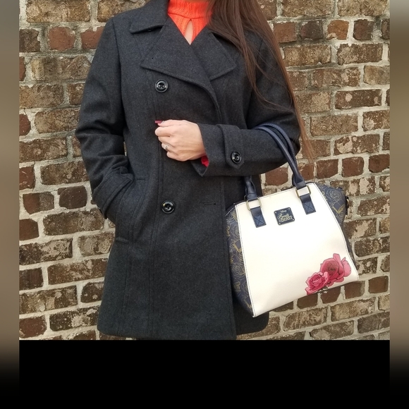 Coat - Picture 7 of 7